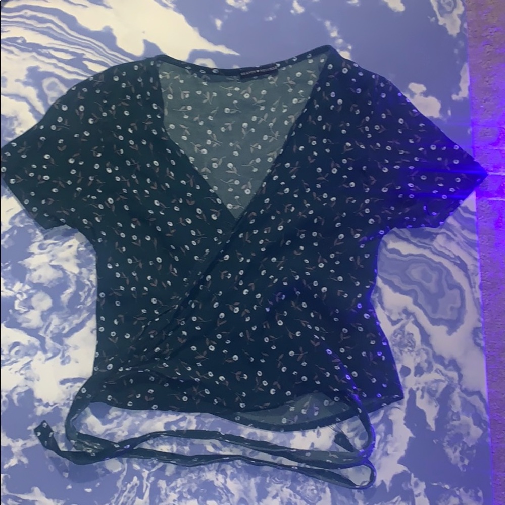 flower wrap tie top
